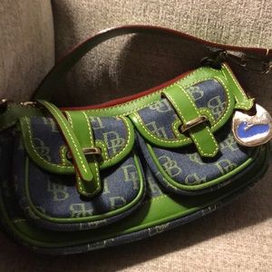 Dooney & Bourke small purse